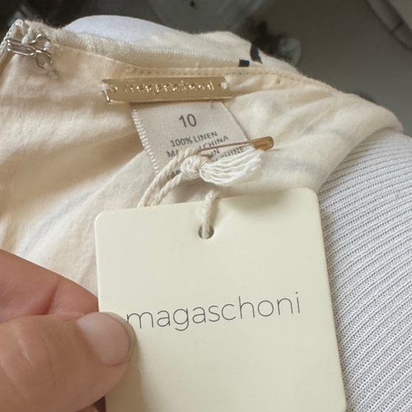 Abstract Patterned Cream Dress - Picture 6 of 6